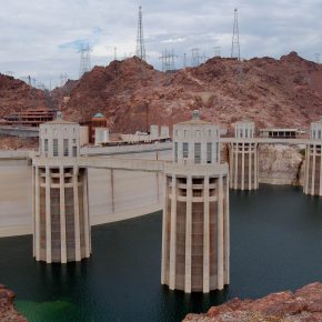 A picture showing the environmental impacts of a hydroelectric dam.